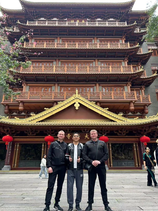 Гуанчжоу на максимум