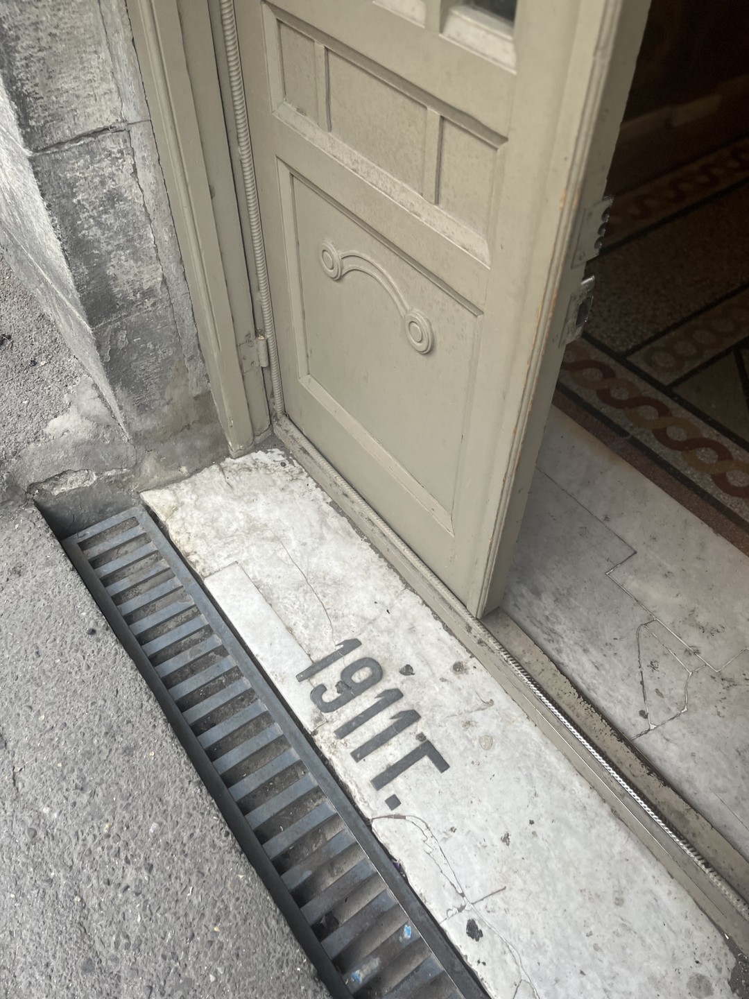 Увлекательная экскурсия в сопровождении профессионального гида. Вас очень гостеприимно и доброжелательно встретят, заботливо проведут по тайным