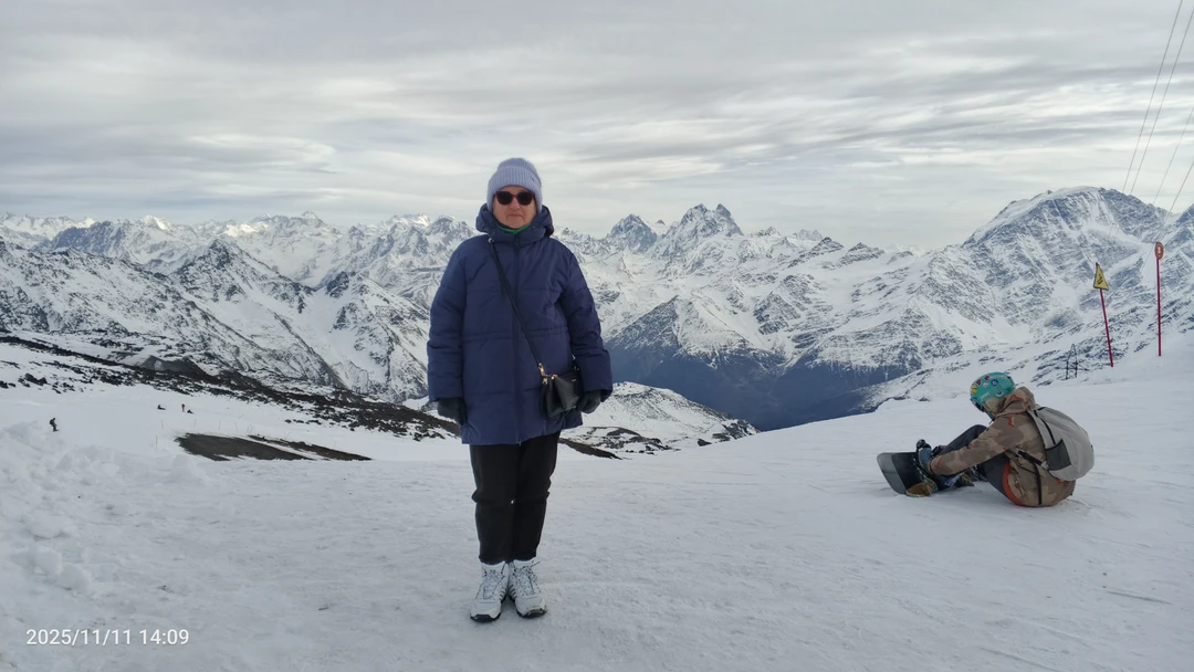 Ездили с женой 11 ноября с гидом Сергеем. Спасибо Сергею за прекрасно проведенную экскурсию. Отличный и