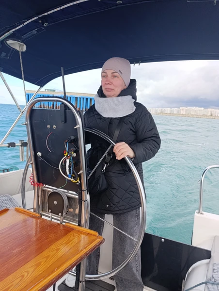 Впечатление очень хорошее,увидели дельфинов,всё было очень красиво и комфортно!