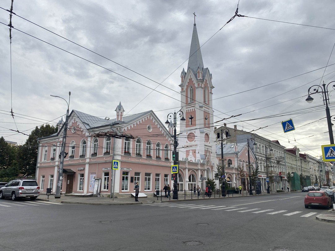 Классная экскурсия, много узнали о Самаре и её архитектуре, развитии города. Екатерина интересно рассказывает, маршрут не