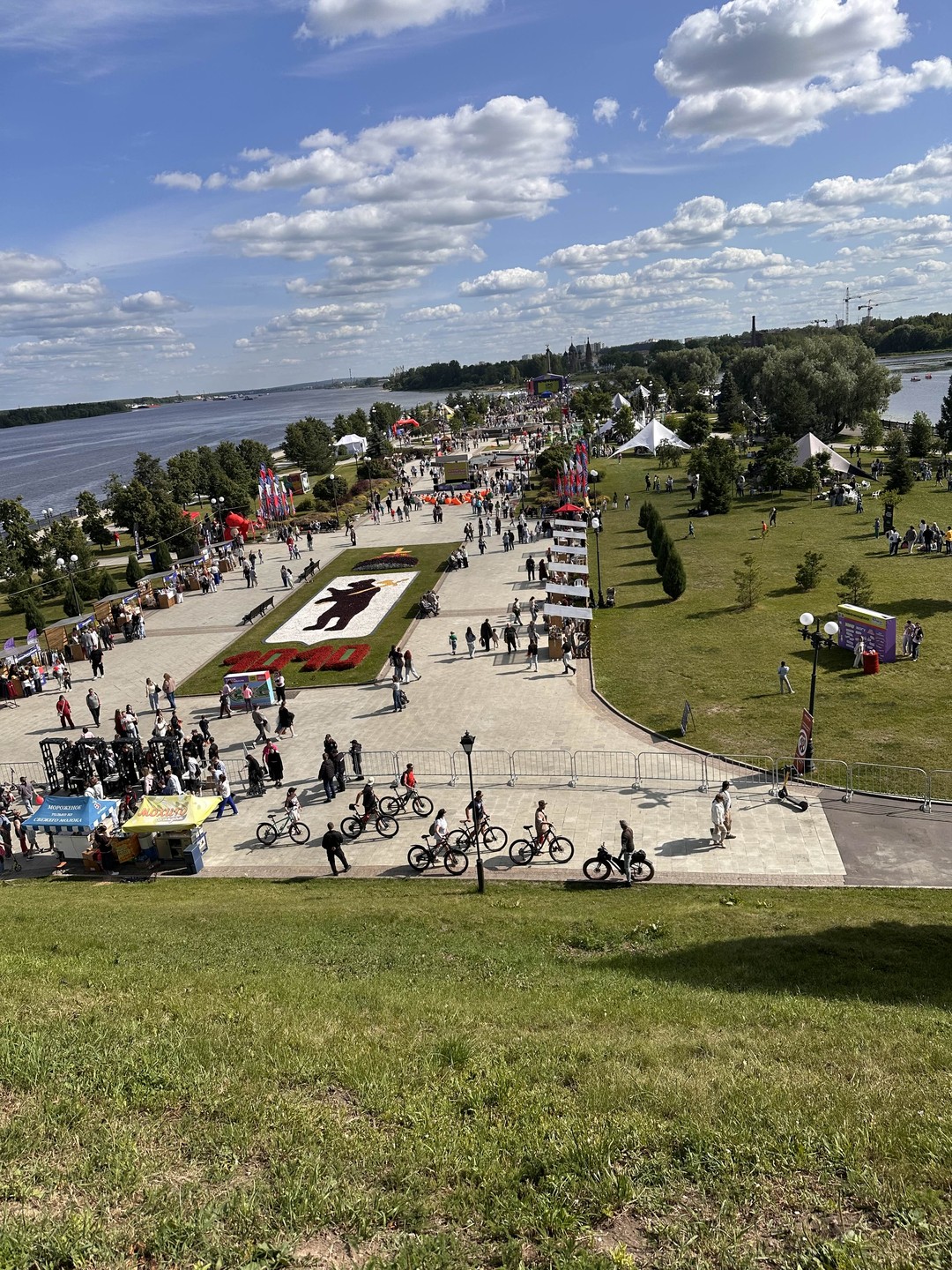 Чудесная прогулка, перед этим сама прошла почти тем же маршрутом, с экскурсией конечно все интереснее, посоветовали