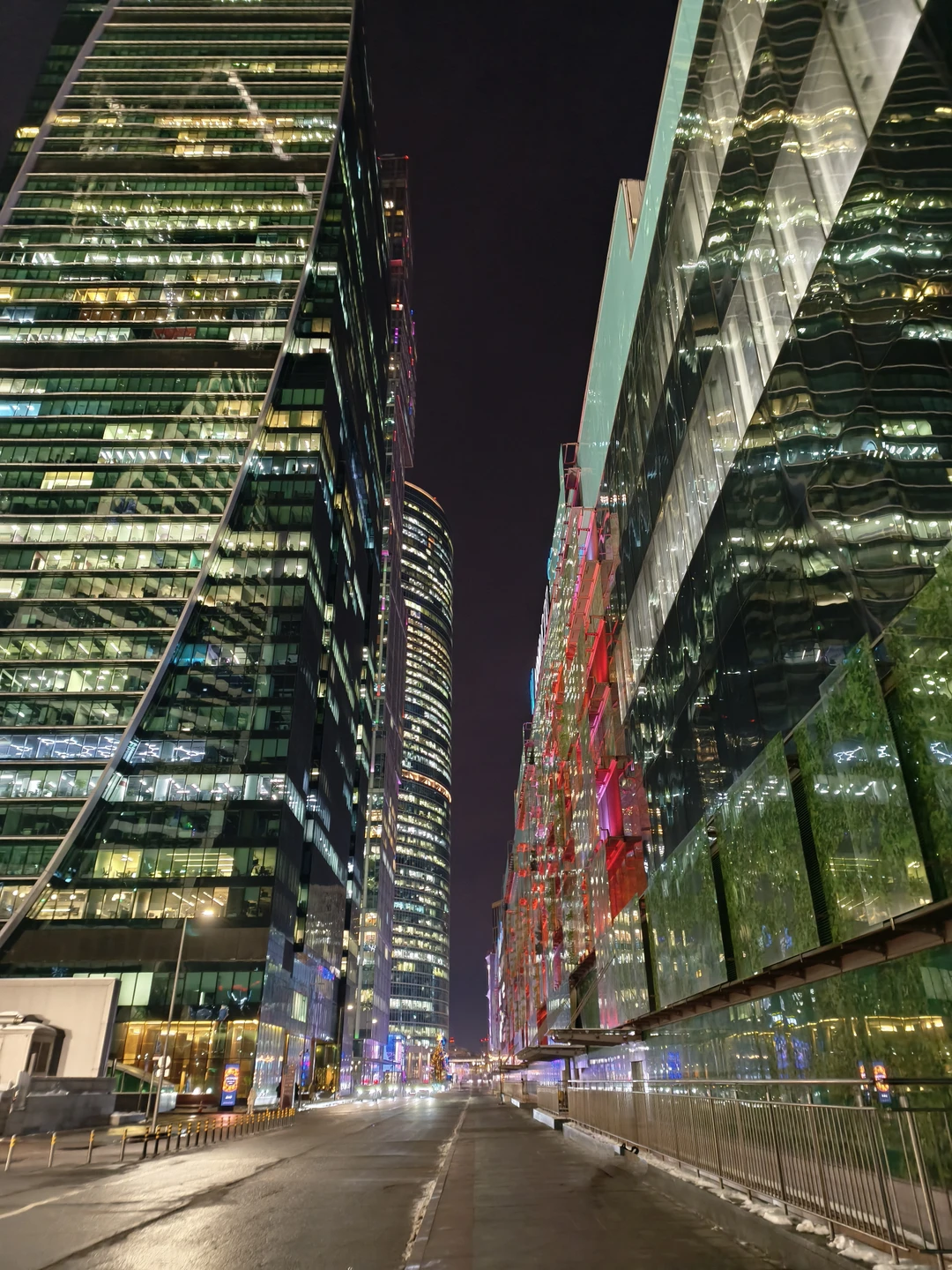 В полном восторге от экскурсии Елены. Информативно и очень интересно. Узнала много нового, насмотрелись красоты, маршрут