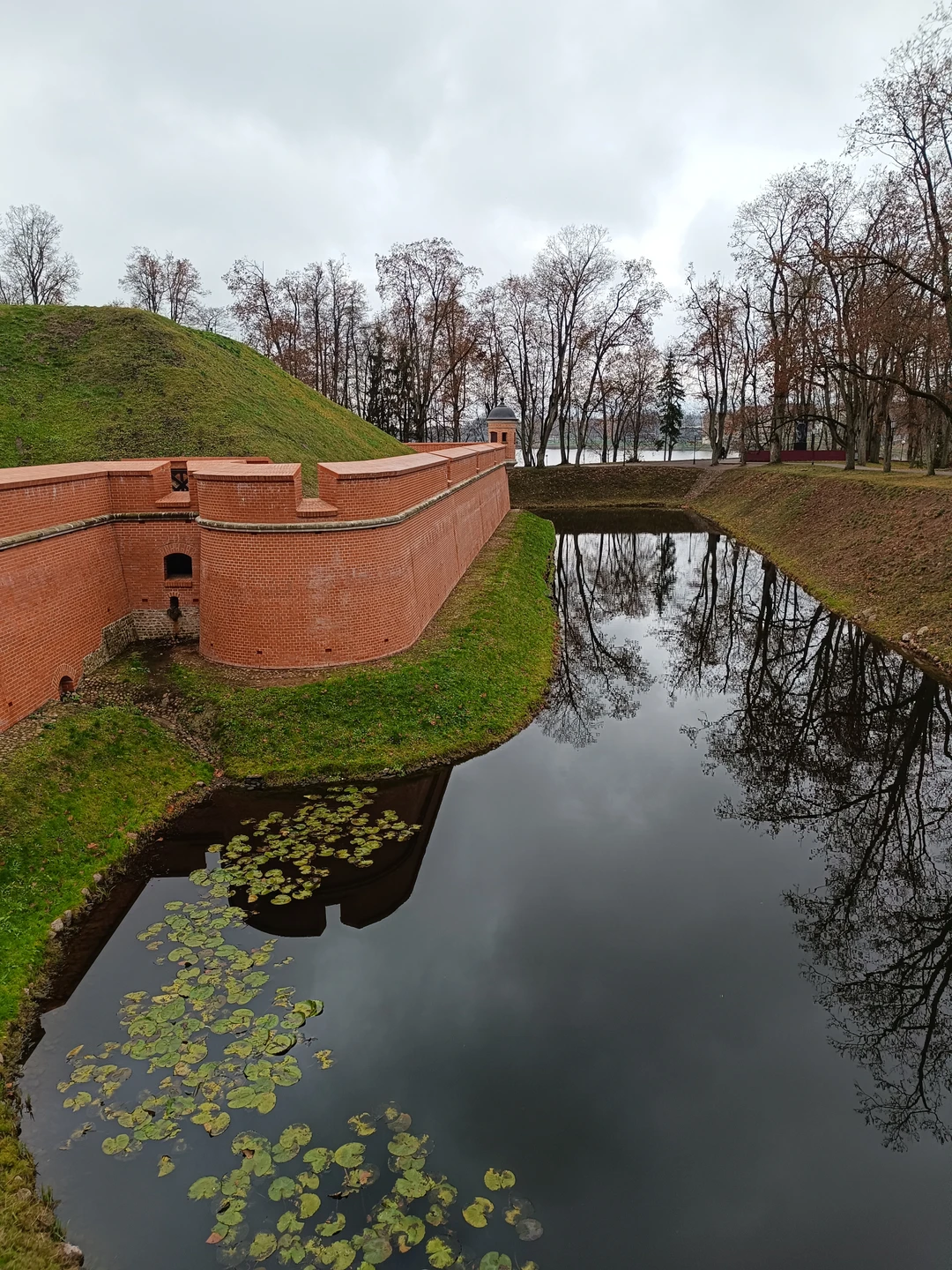 Замки Беларуси: групповая экскурсия в Мир и Несвиж из Минска (Алла)