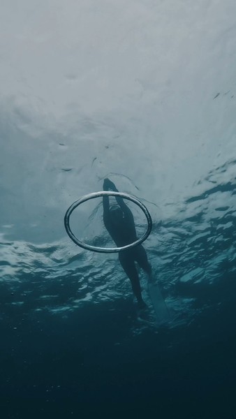 Это было потрясающе! Мой первый опыт фридайвинга в открытой воде, сказать что мне понравилось - ничего