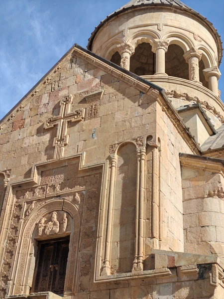 Столько же ошеломляющих впечатлений как и сам бескрайний Севан 🔥 С нами была Ирина, интересно, очень