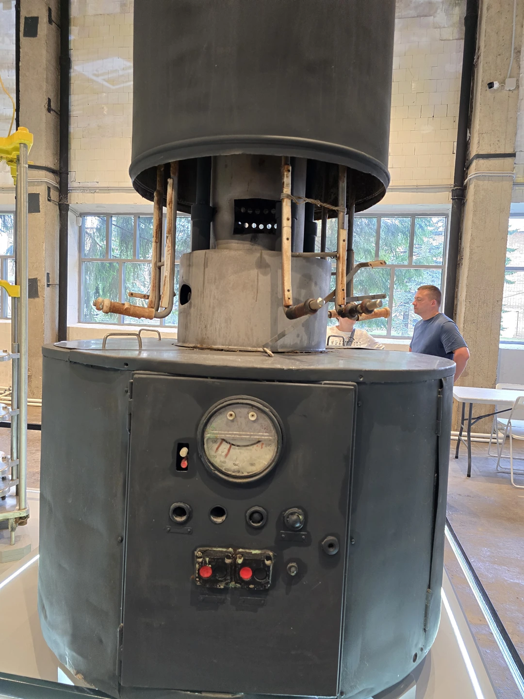 Экскурсия очень подходит для получения представления о городе, т. к. захватывает несколько удалённых точек. Интересно посмотреть