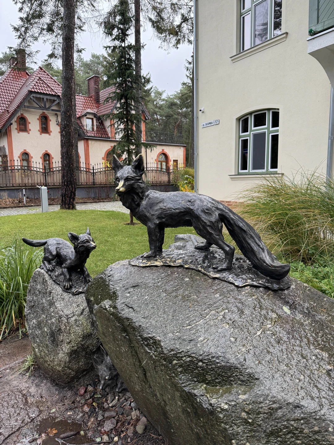 Анастасия, прекрасный экскурсовод! Влюбила нас в Светлогорск с самой первой достопримечательности! А дальше все было, как