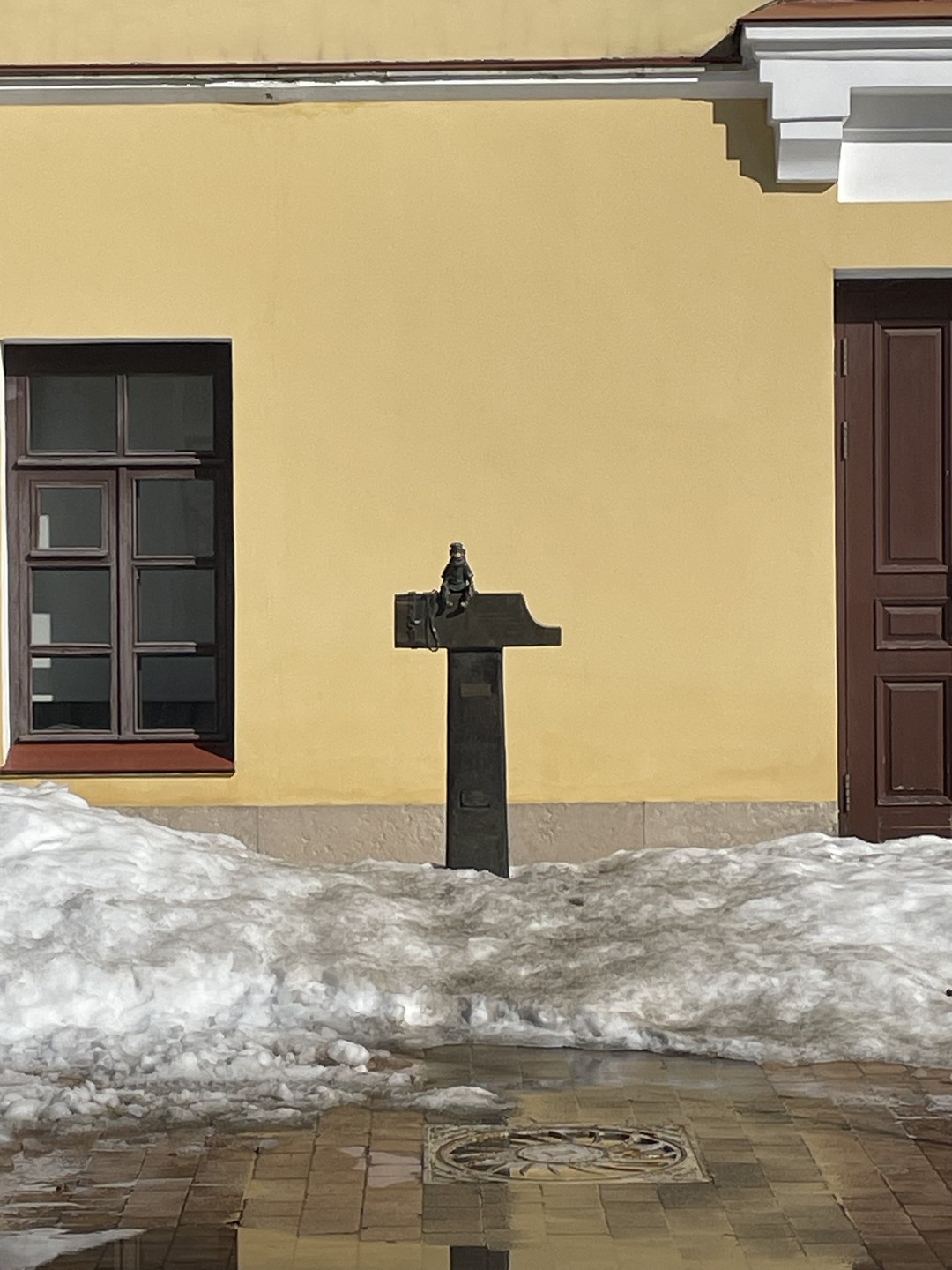 Экскурсия была 10 марта 2026 года. Экскурсоводом был Артем. Впечатления очень положительные, 2 часа прошло как