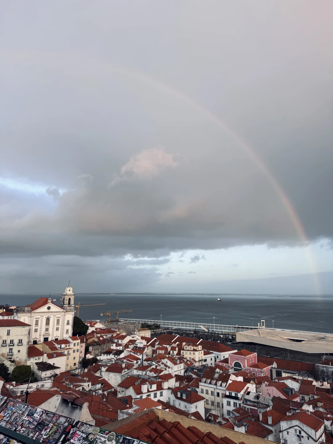 Прекрасный гид Дмитрий! Легко, очень интересно, с душой, юмором, получила большое удовольствие от экскурсии!