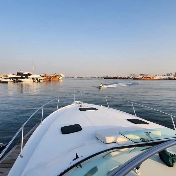 Рыбалка на катере в сердце Персидского залива (из Дохи)