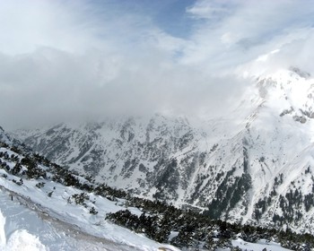 Перевал Чике-Таман и слияние двух рек