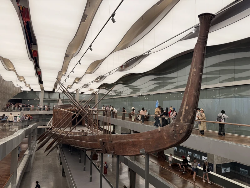 Этот день с нами провел Моххамед. Спасибо ему огромное за прекрасное настроение, отличный русский язык, искреннюю