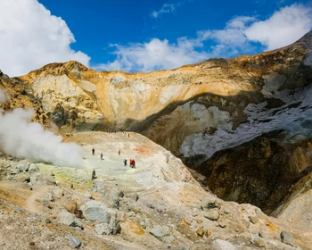Вертолётная прогулка к вулкану Узон с фуршетом