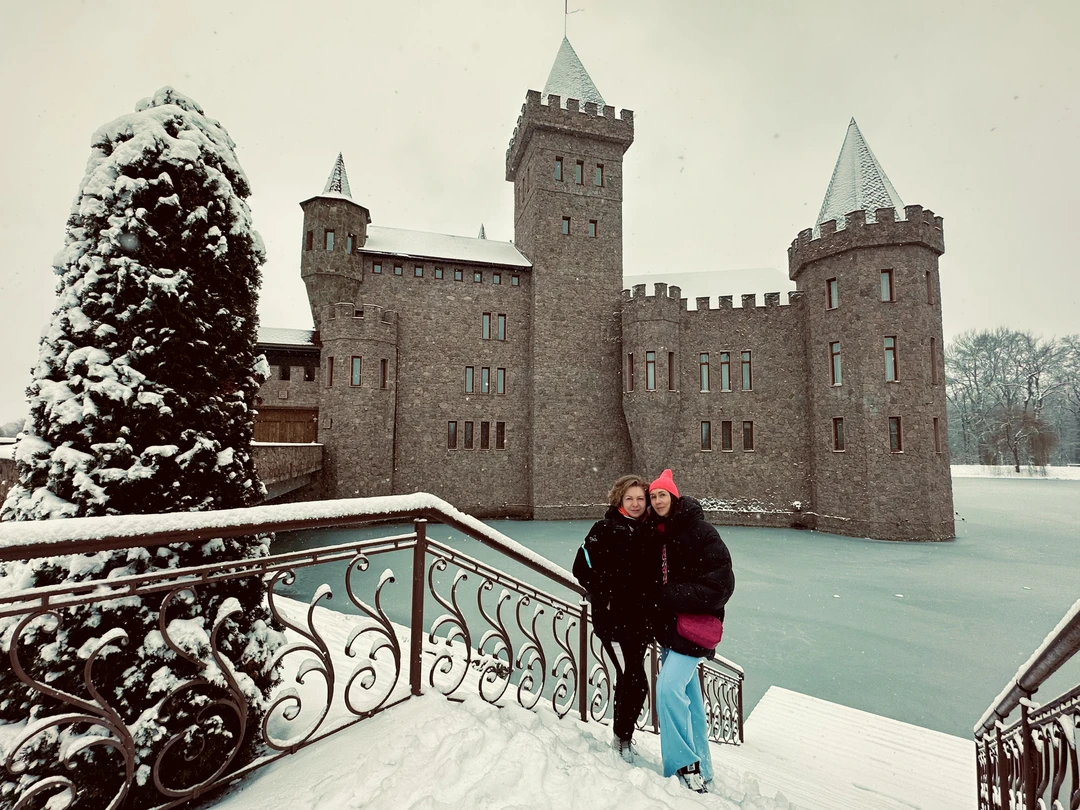 Ездили на экскурсию 04.02.2026г. Комфортный автомобиль Infinity Q56, отличный водитель, он же гид, Александр интересно рассказывал