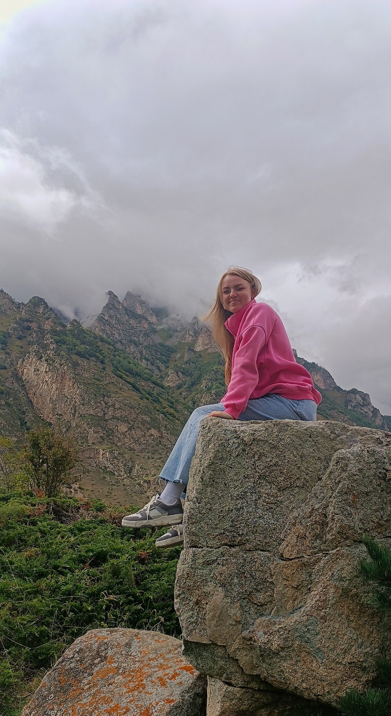 Сложно оформить мысли и впечатления в слова) Очень много эмоций было получено на этой экскурсии. Начну