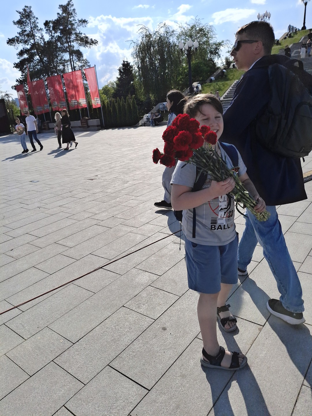 Гид Александр показал и рассказал нам не только историю Сталинградской битвы, но и историю города и