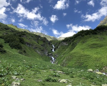 Прогулка к Аджарскому водопаду, обед у воды и завершение тура