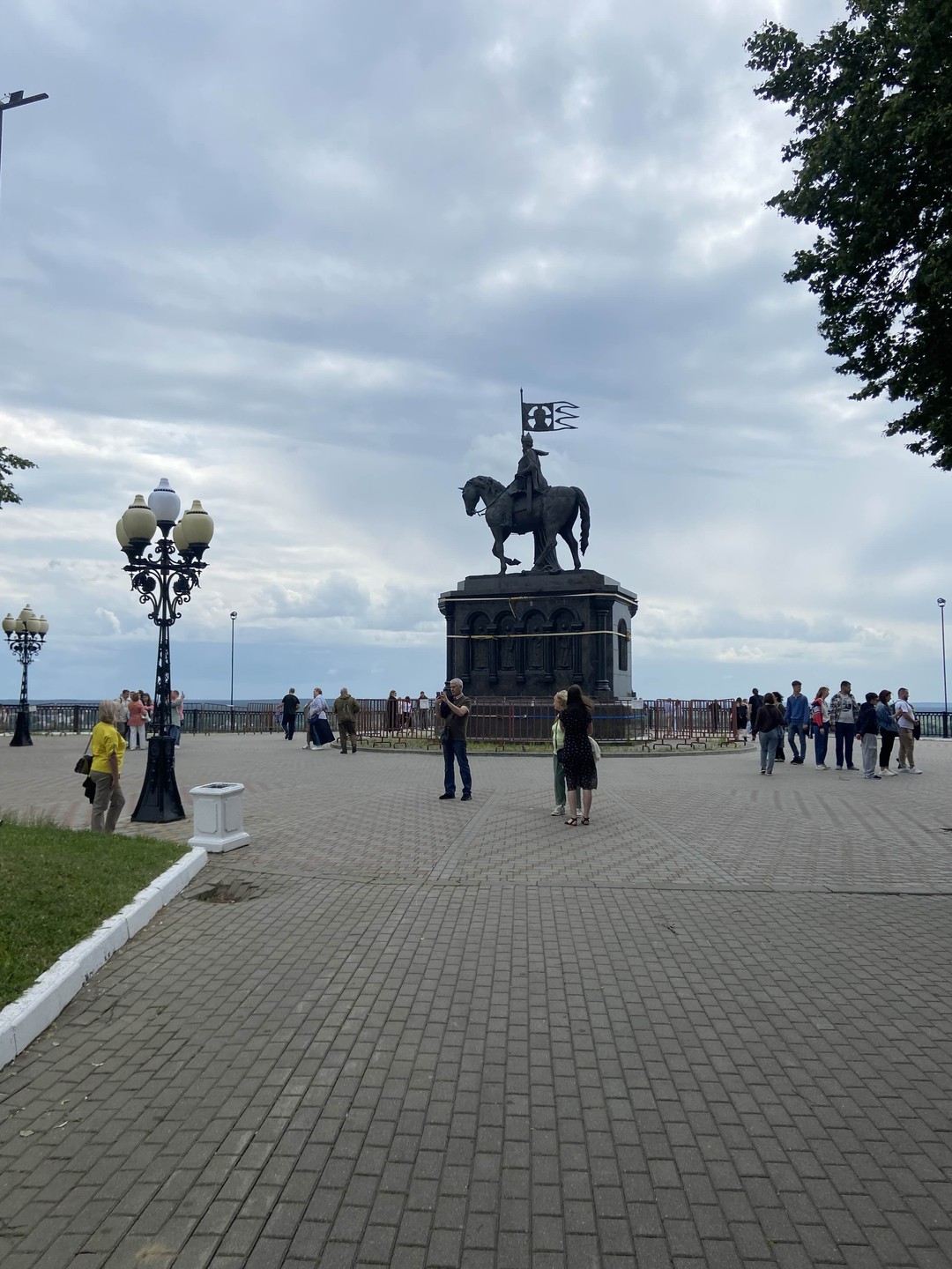 Древний Владимир: групповая обзорная экскурсия по историческому центру (Светлана)