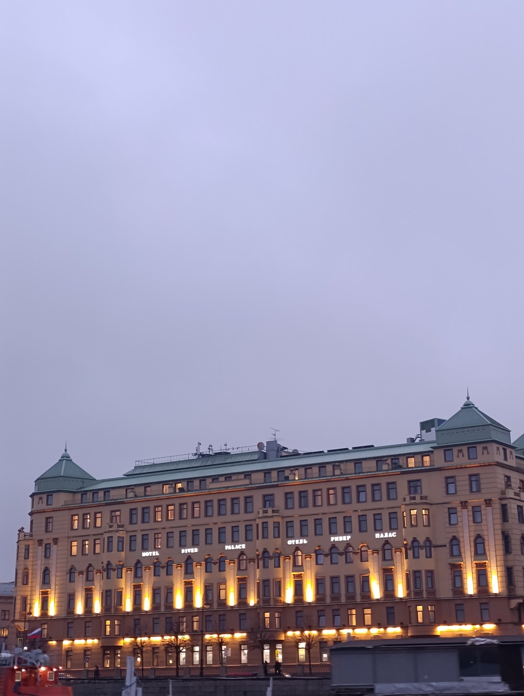 Вояж на теплоходе с авторской экскурсией и живой музыкой (Татьяна)