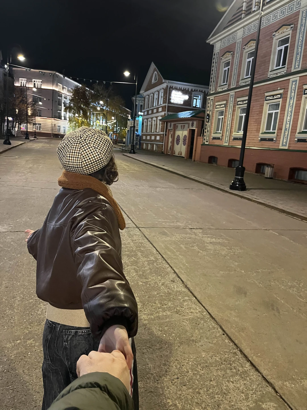 Прогулка по вечерней Казани, то что нужно для первого экспресс-знакомства с городом. А в компании с