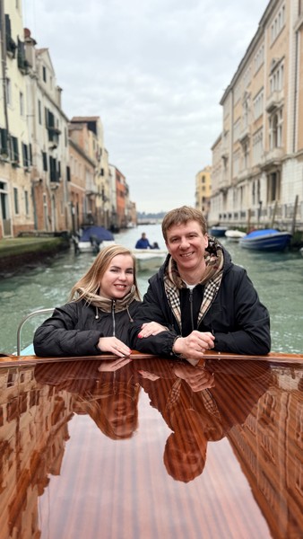 Выбор путешествия в Венецию у нас был не случайным - мы отмечали 20-летие со дня знакомства