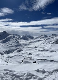 Фото отзыва 3: экскурсия "Из Кисловодска через Баксанское ущелье,&nbsp;озеро Гижгит,&nbsp;Адыр-Су и Поляна нарзанов — на Эльбрус"