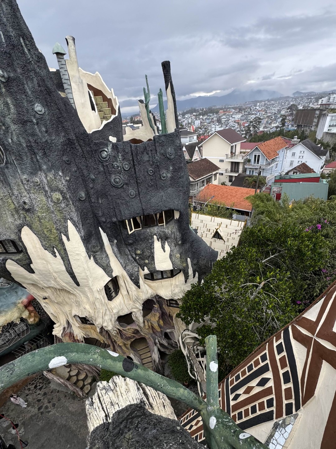 Замечательный гид Вячеслав! Отличная организация путешествия!