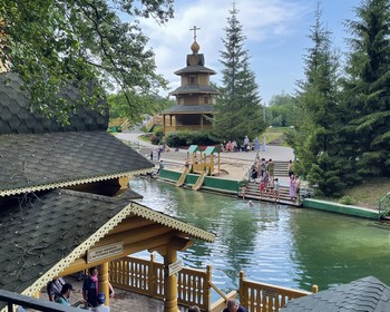 Посещение святых источников, прогулка по набережной