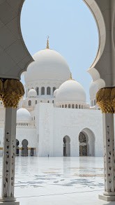 Посещали данную экскурсию 15 июля. Нас забрали из отеля и привезли к автобусу (жили в другом