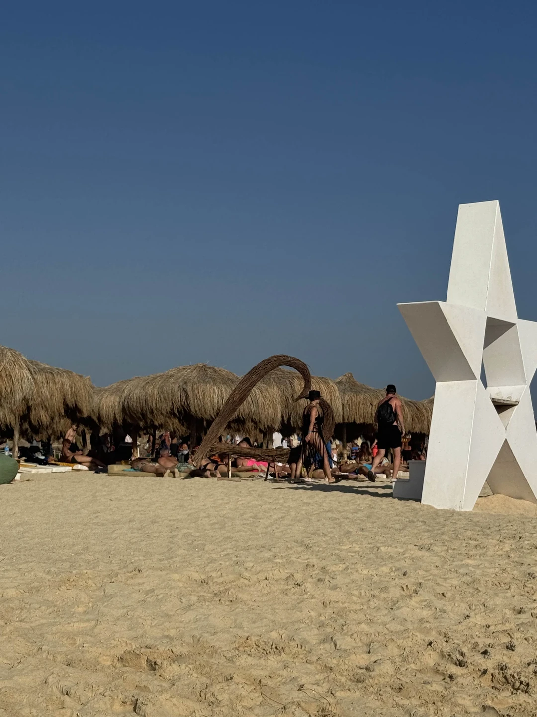 Ездили на яхте 19.11. Погода была отличная, море спокойное