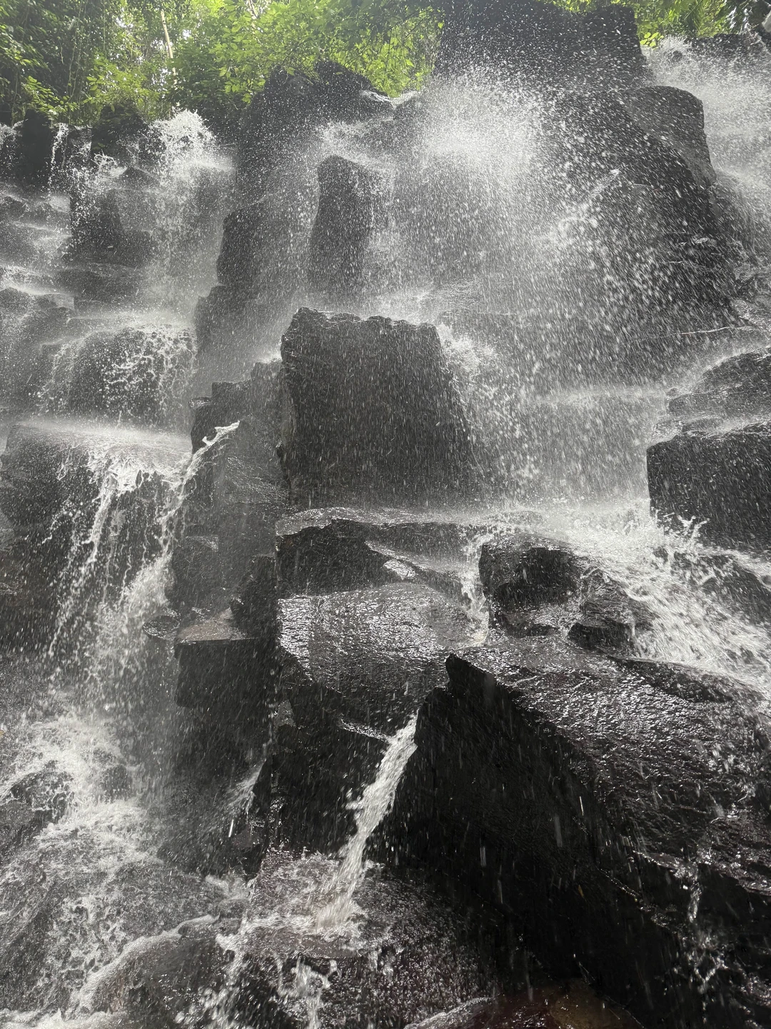 Не смотря на то, что даты уже были закрыты, Синду смог организовать нам поездку в нужную