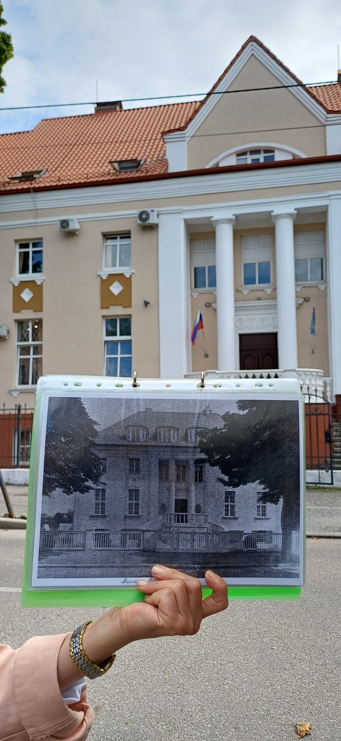 Инна очень интересно рассказывает, есть наглядные материалы, фото. Всем очень понравилась экскурсия, было много ответов на