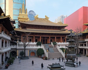 Французский квартал, район Тяньцзыфан и храм Цзинъань