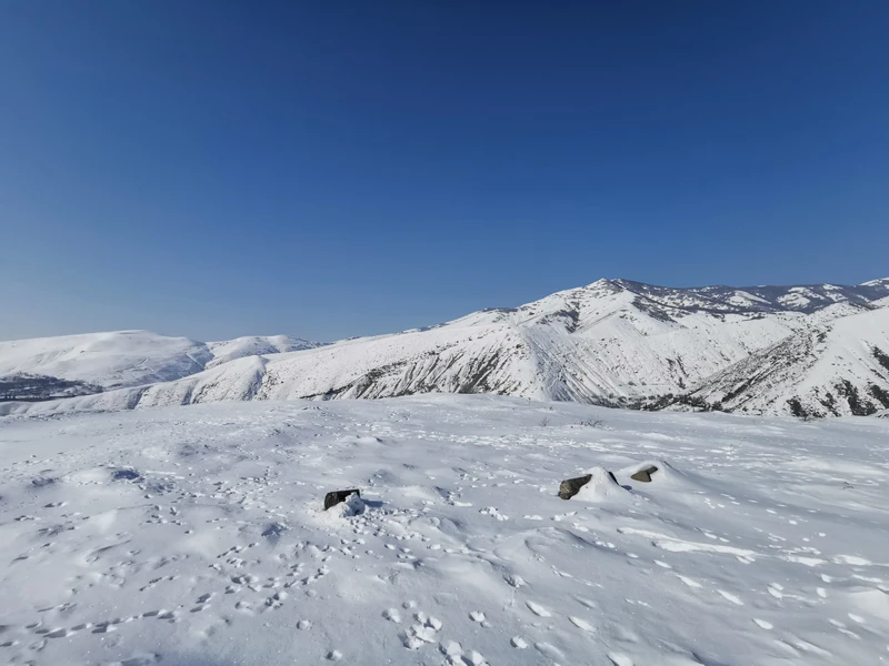 Мы посетили экскурсию вода живая и мертвая с Рузанной и Юрием нам очень понравилось!