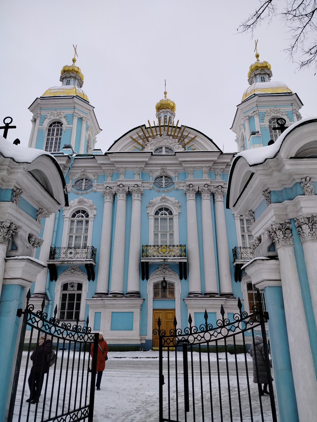 Спасибо большое экскурсоводу Надежде! Мы остались под большим впечатлением от её рассказа. Все очень доступно для