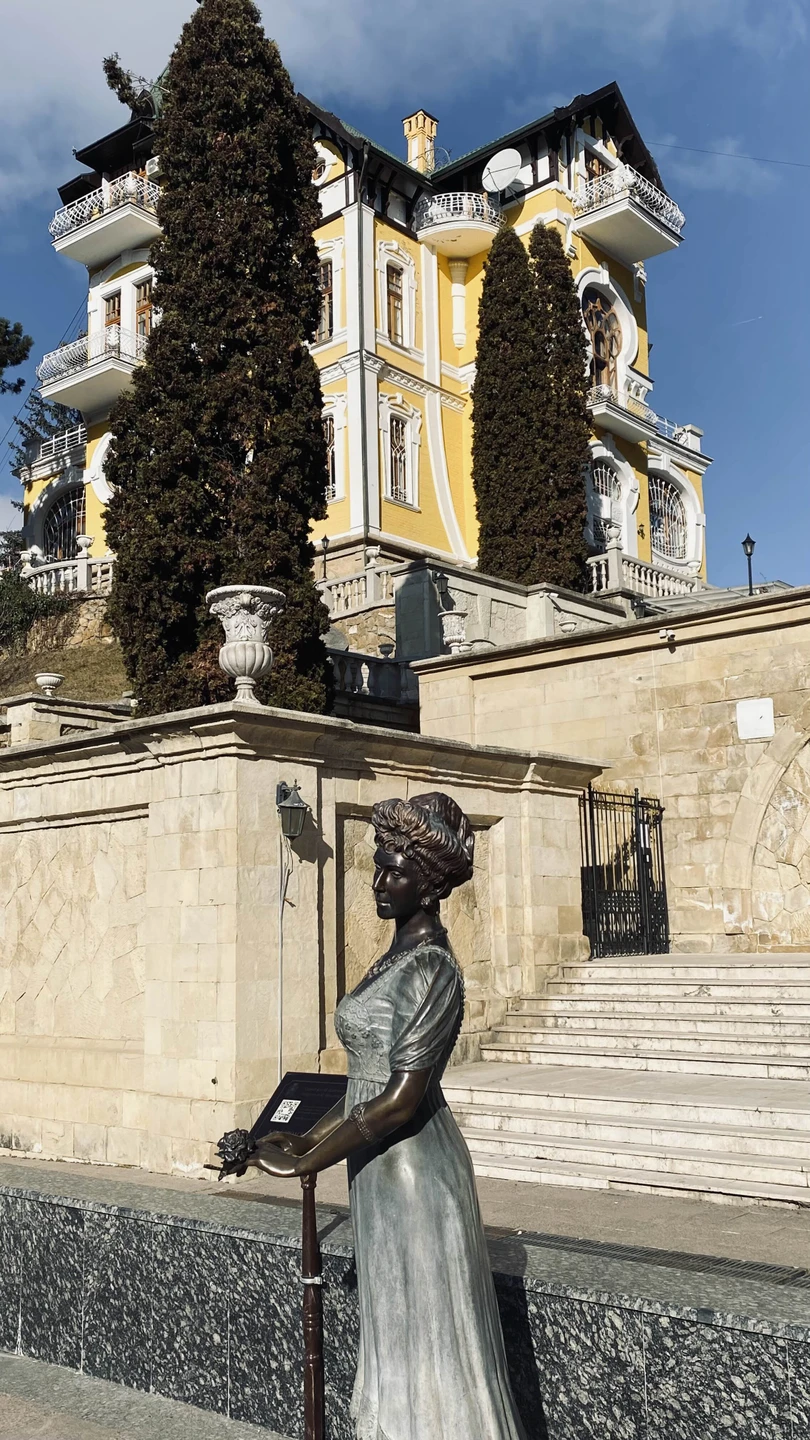 Город достаточно интересный, очень красивый центр, прекрасный парк, замечательная архитектура. Познавательная информация об истории города