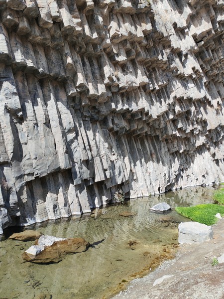 Каменная симфония Гарни, скальный Гегард и обед на озере Севан (Анна)