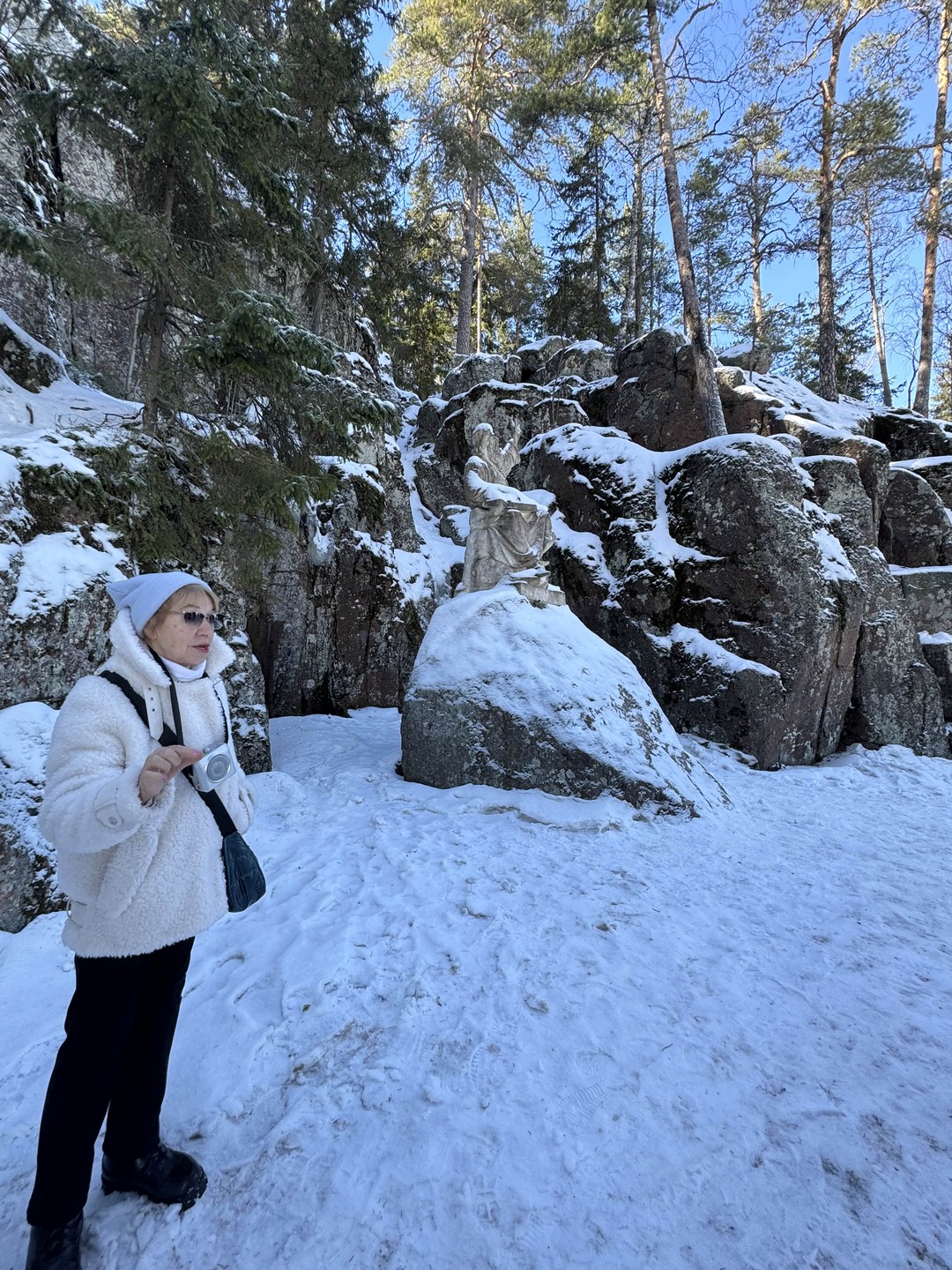 Прогулка по скальному парку Монрепо (Кристина)