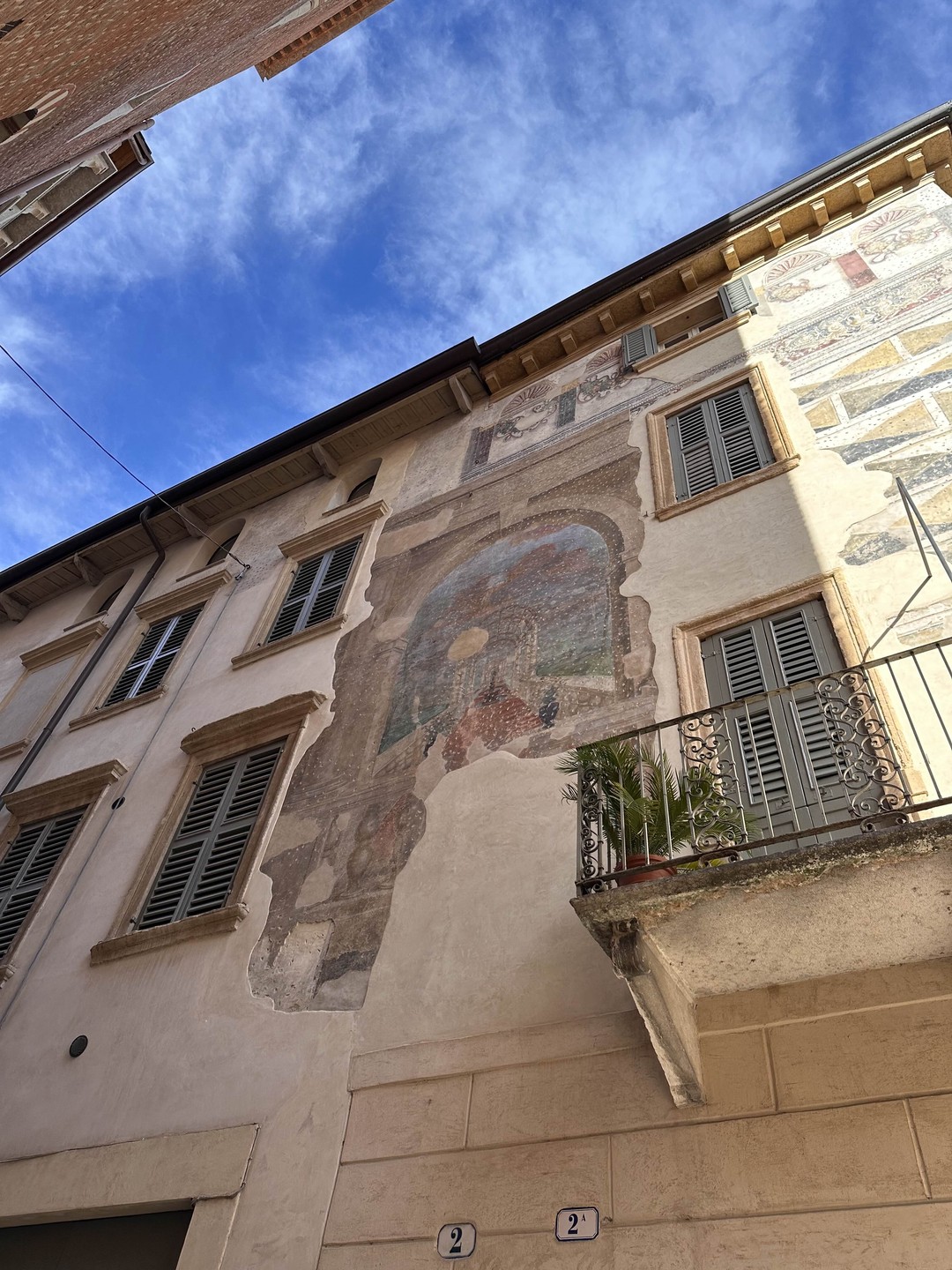 Экскурсия получилось 100 из 10. Все очень понравилось. Спасибо огромное за классную прогулку и за современный