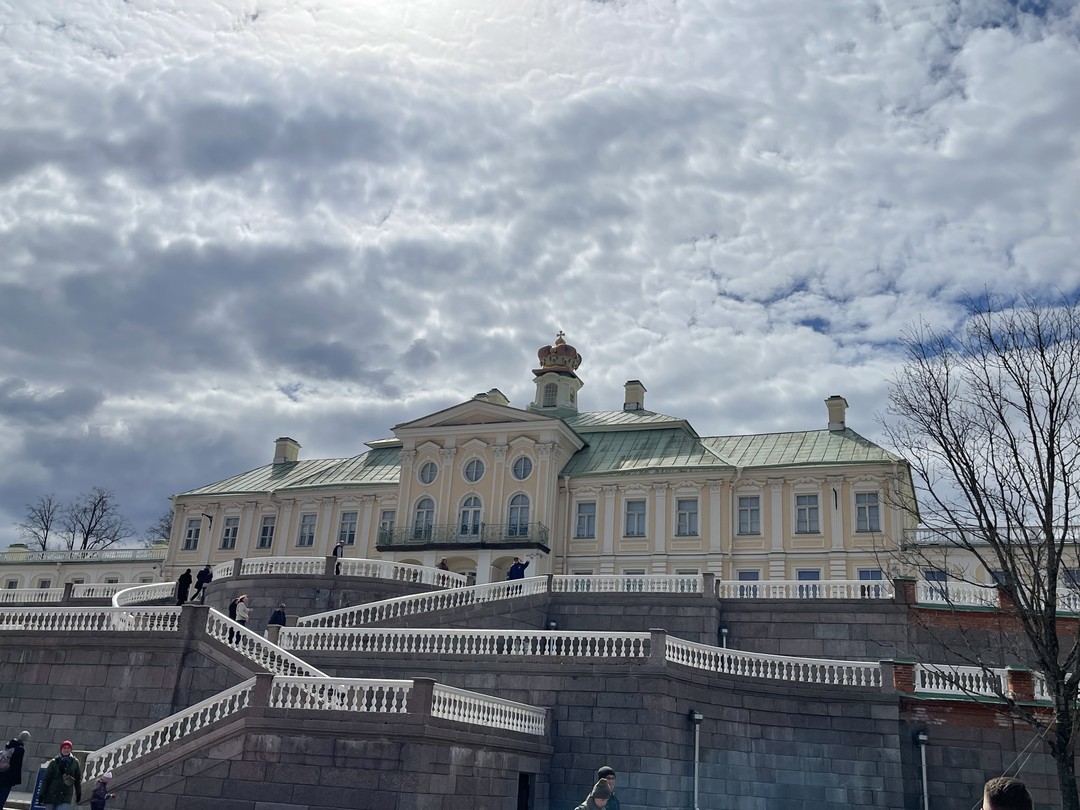 Петергоф, Александрия и Ораниенбаум - групповая автобусная экскурсия (Ольга)
