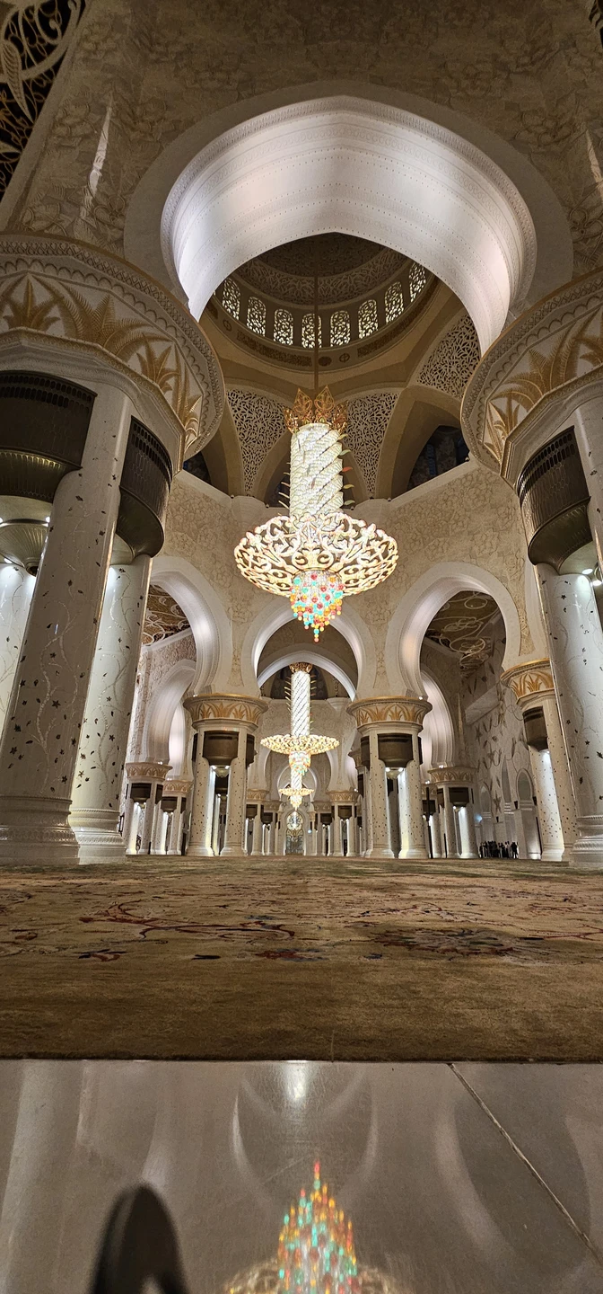 Благодарим Санжара за информативную и оптимально удобную для туристов экскурсию. Высокий профессионализм и опыт, знание истории