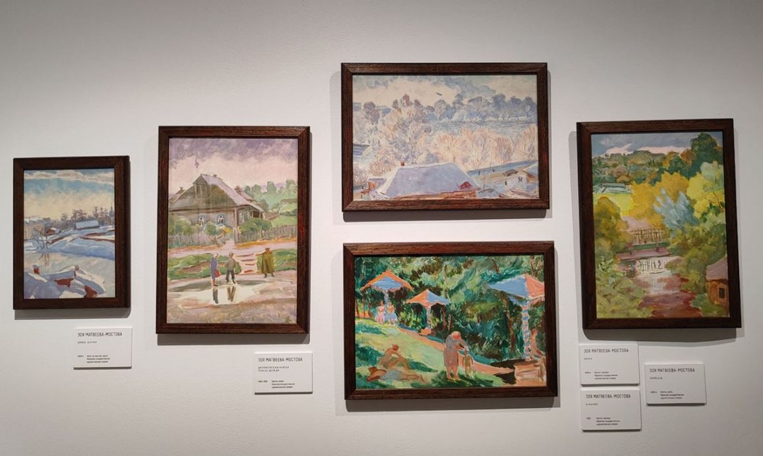 Столько раз проезжала мимо этого павильона и не знала, что там такие замечательные выставки. Лилия спасибо