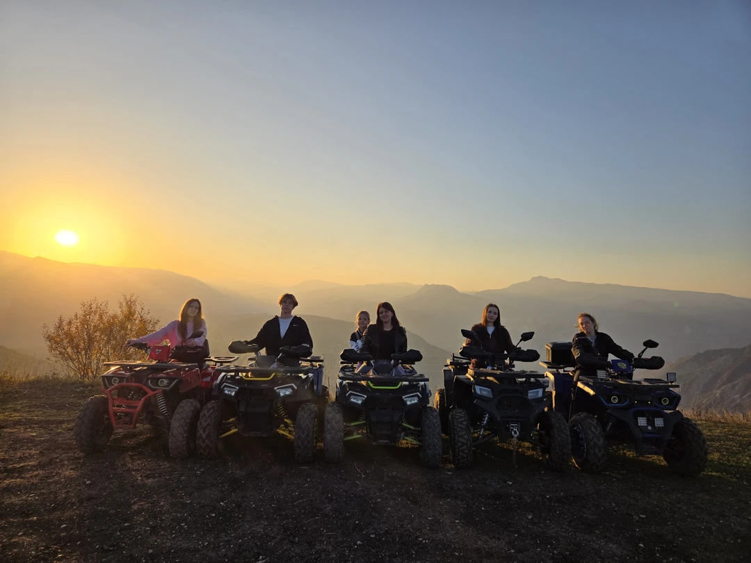 Съездили вместе с подружками в тур в Дагестан и остались очень довольны, тур полностью оправдал наши