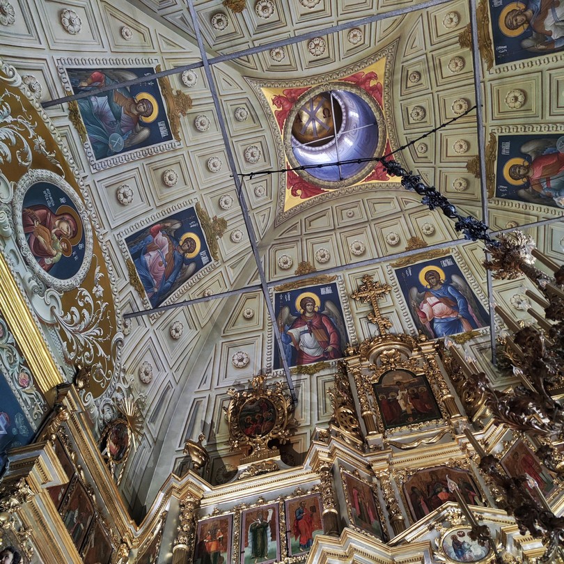 Гид Елена рассказала об истории города, показала основные достопримечательности. В рассказе Елены чувствовалась любовь к городу