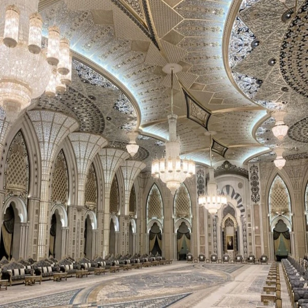 Из Дубая в Абу-Даби: вечные ценности и инновации