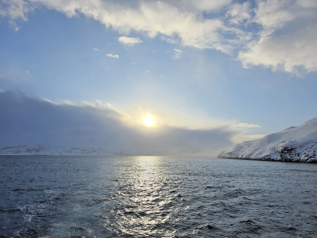 Огромное спасибо гиду Антону за увлекательную экскурсию! Интересный рассказ с нотками юмора и необычными фактами, а