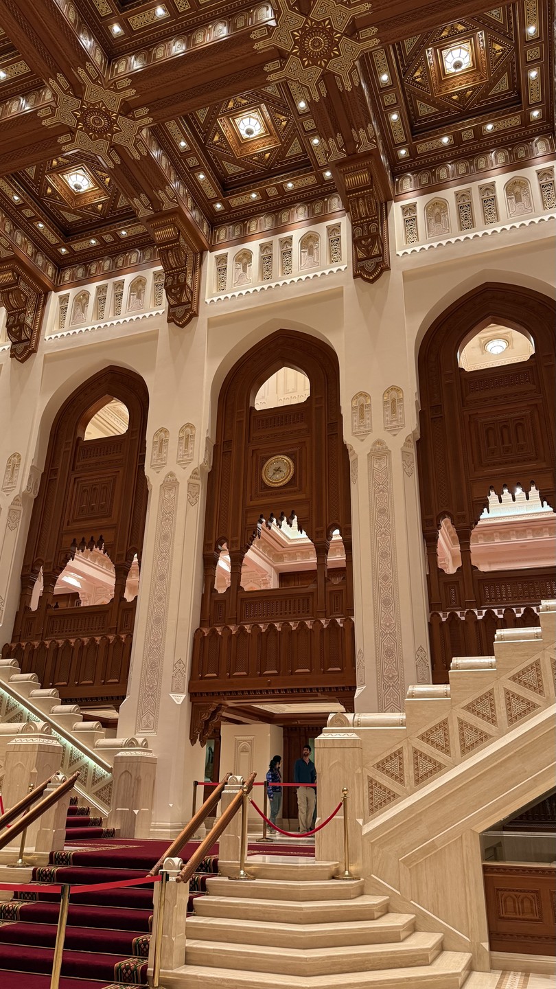 Интересная экскурсия по городу, очень комфортно, приятно и познавательно провели время. Спасибо большое!