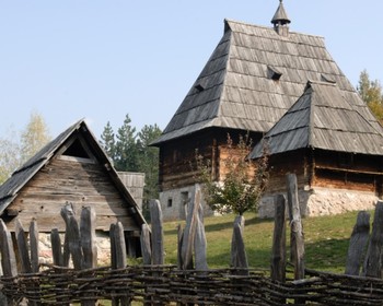 Овчарско-Кабларское ущелье, древние монастыри, Злакуса, Сирогойно, пещера Стопича