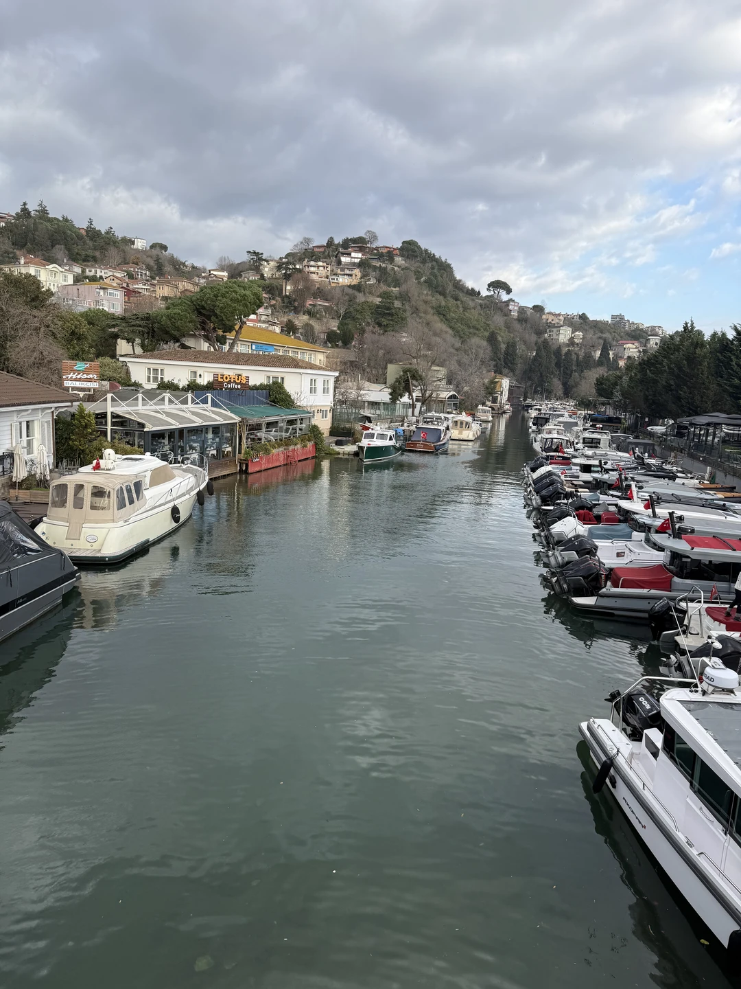 Нам очень понравилась эта экскурсия и экскурсовод Ясмина. Действительно это нетипичные места в Стамбуле в которые не попасть массовому туристу